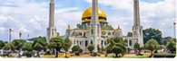 Illustration of a domed mosque and minarets with gardens in Pekanbaru